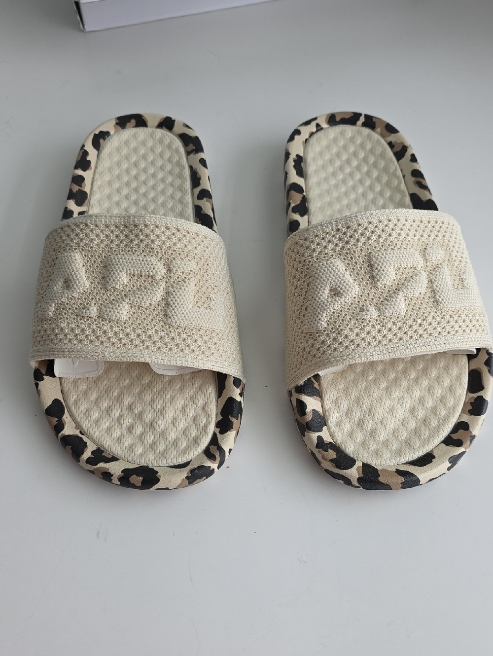 APL Thechloom Slide Beige Knit Sandals with Leopard Trim Size 6